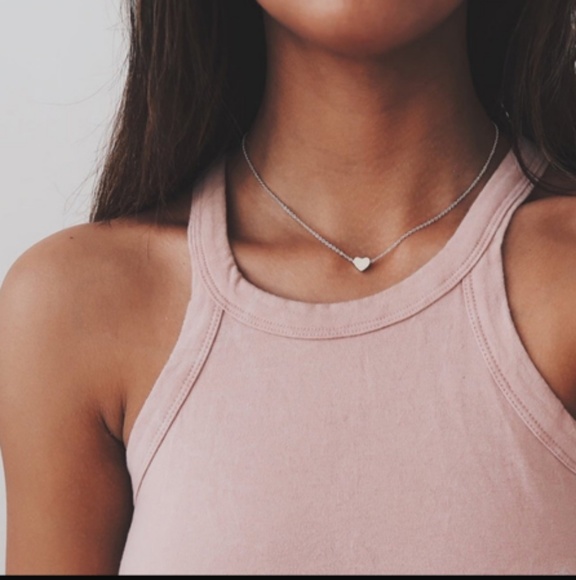 Mini Heart Necklace - Picture 2 of 4